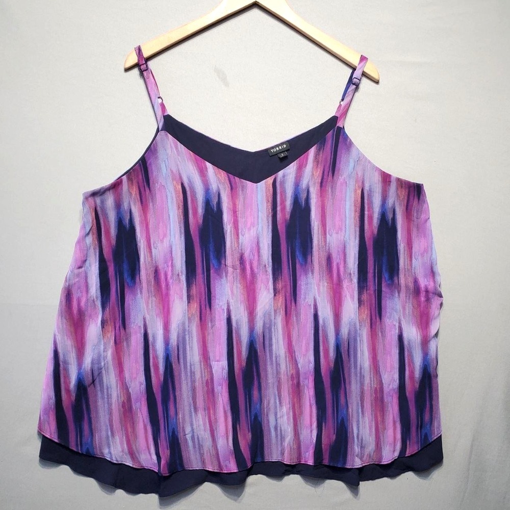 Torrid Cami Tank Top Womens 2X Purple Abstract Stripe Chiffon Flowy Layered Boho